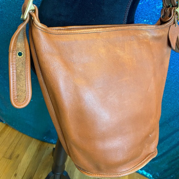 COPY - Vintage Hobo Coach Bag - Picture 4 of 10